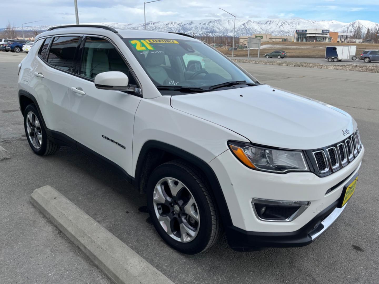 2021 Jeep Compass Limited 4WD (3C4NJDCB8MT) with an 2.4L L4 DOHC 16V engine, CVT transmission, located at 1960 Industrial Drive, Wasilla, 99654, (907) 274-2277, 61.573475, -149.400146 - Photo#6